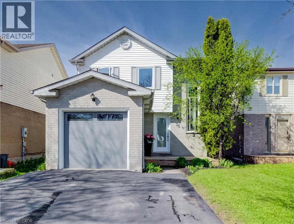 35 CAMROSE Court