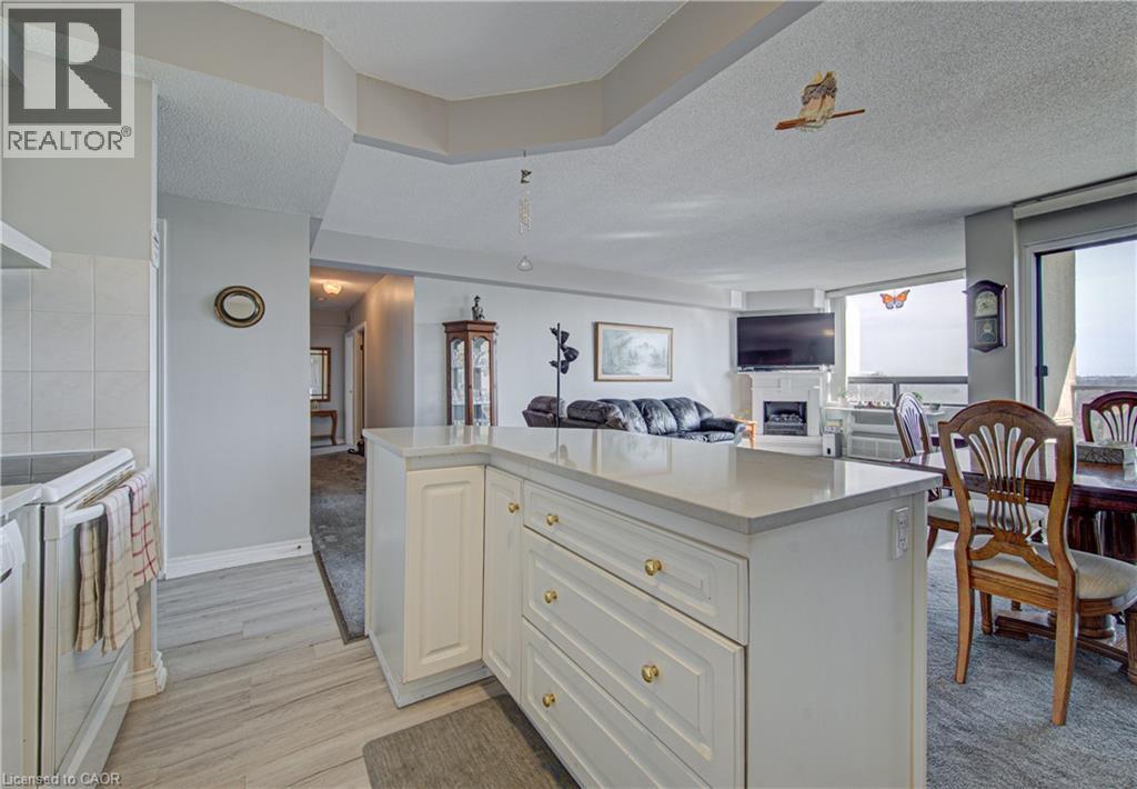 688 PRESTON Parkway Unit# 702 thumbnail 5