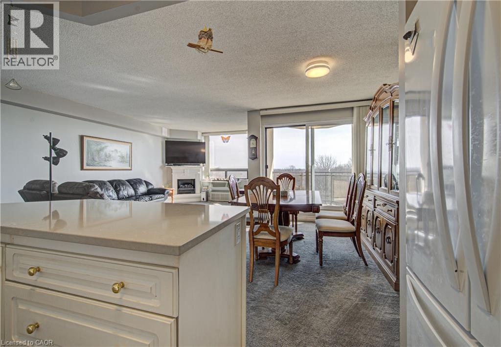 688 PRESTON Parkway Unit# 702 thumbnail 3