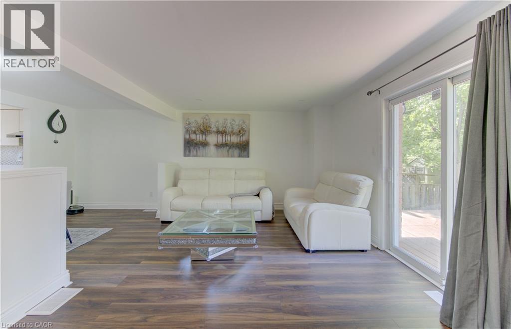 32 ENFIELD Drive thumbnail 15