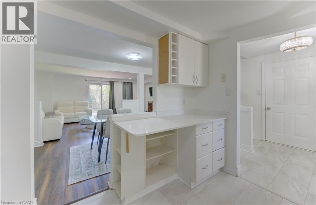 32 ENFIELD Drive thumbnail 9