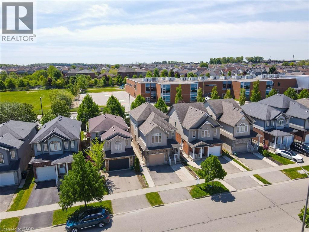 357 PARKVALE Drive thumbnail 4