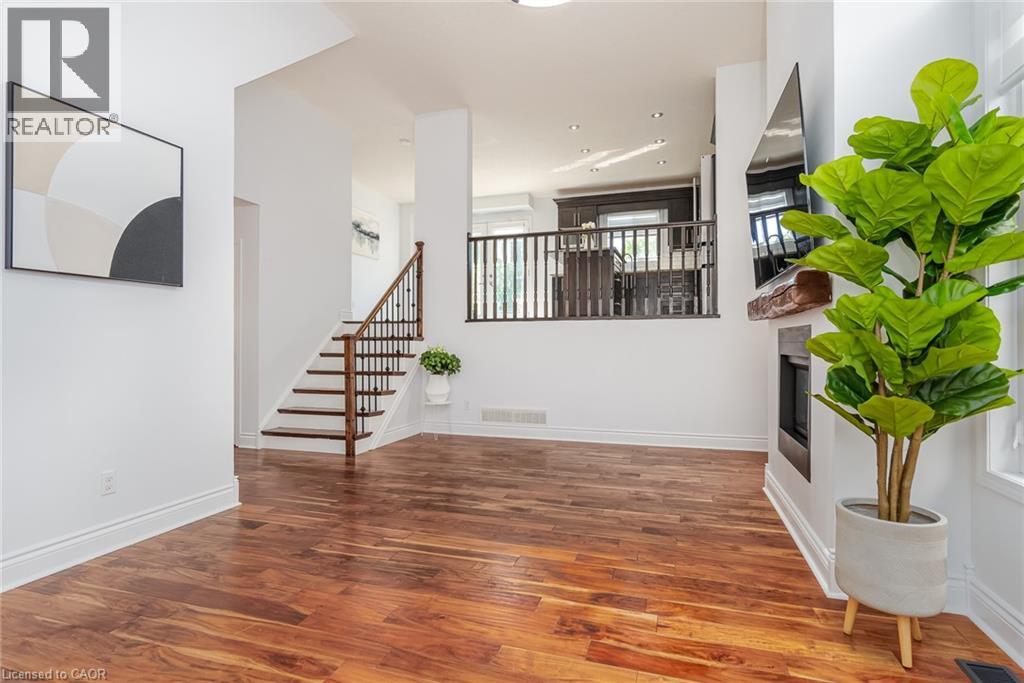 357 PARKVALE Drive thumbnail 10