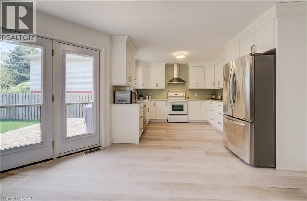 464 NORTHLAKE Drive thumbnail 10