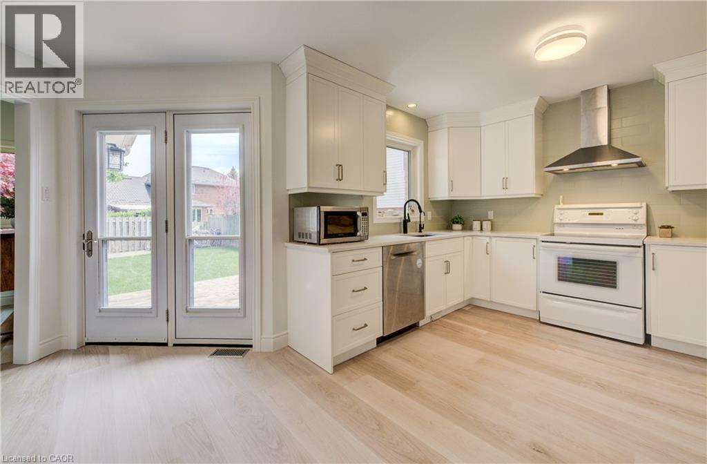 464 NORTHLAKE Drive thumbnail 14