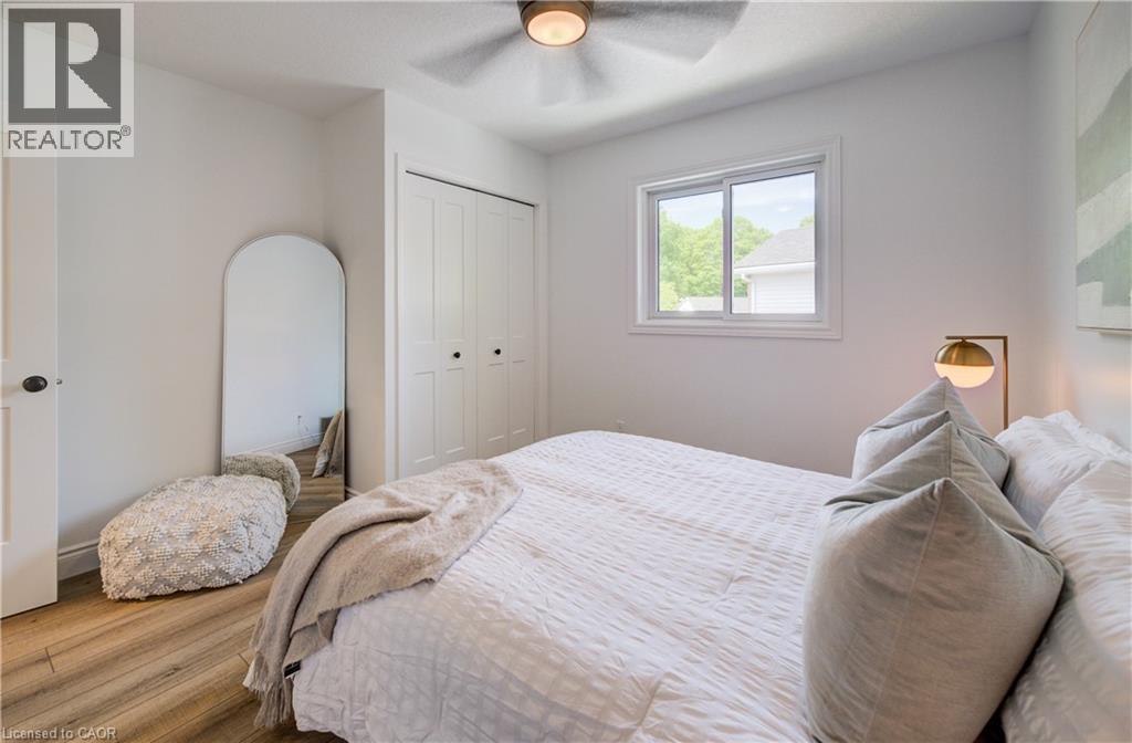 464 NORTHLAKE Drive thumbnail 32