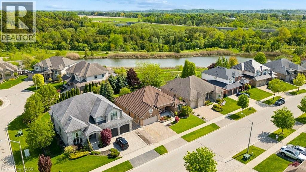 366 TOWNSEND Drive thumbnail 2