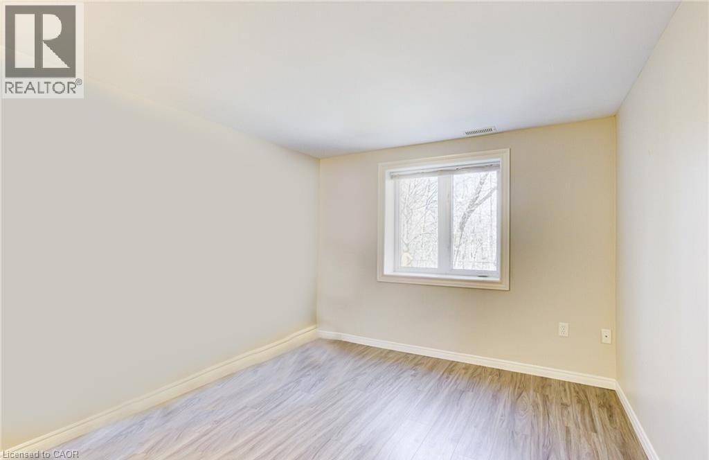 22 BLACKHORNE Crescent thumbnail 35