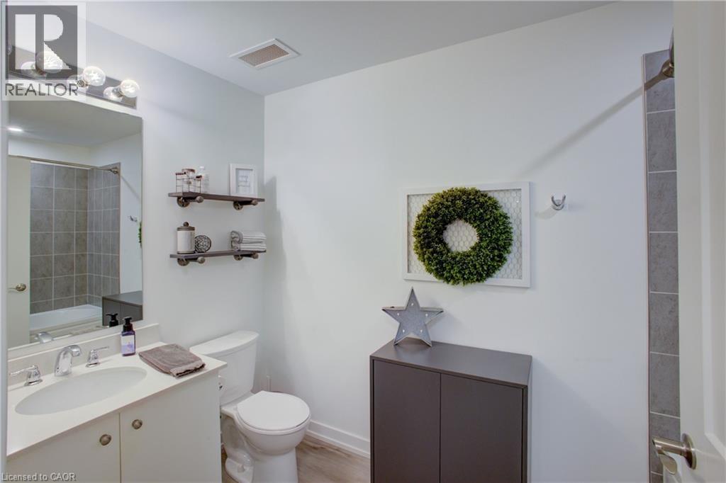 243 NORTHFIELD Drive E Unit# 208 thumbnail 17
