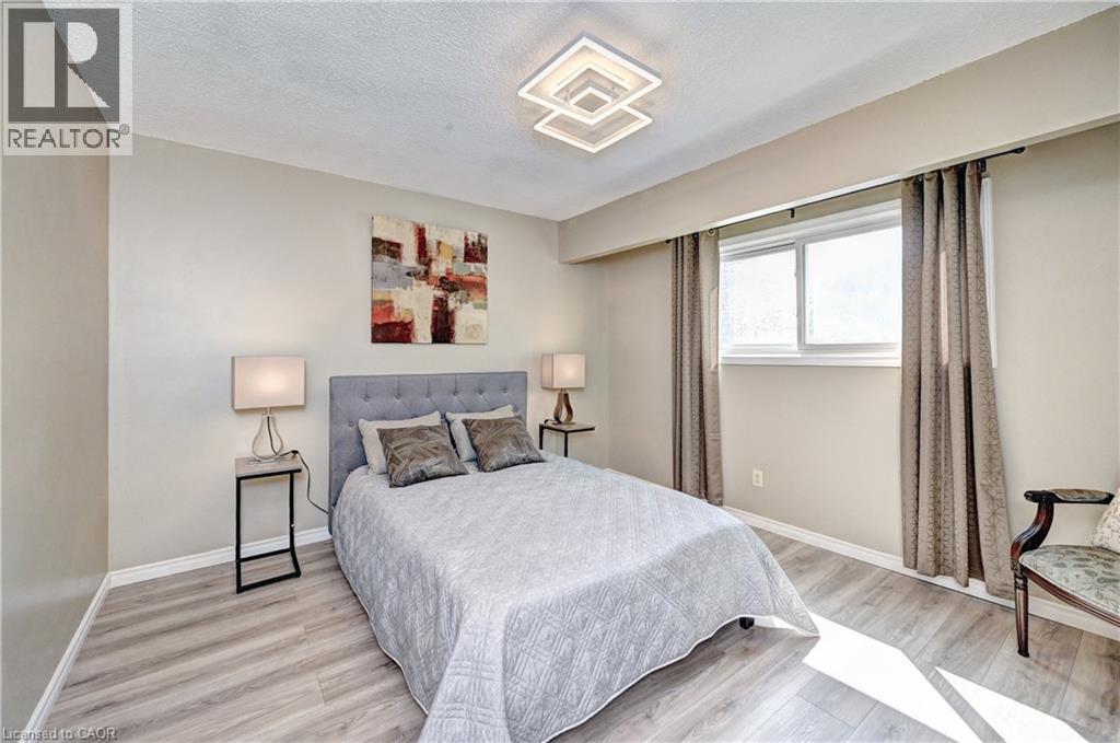 92 PINEMEADOW Crescent thumbnail 23