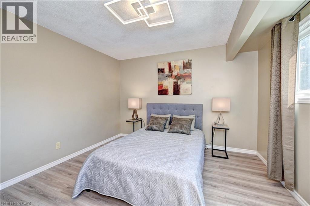 92 PINEMEADOW Crescent thumbnail 26