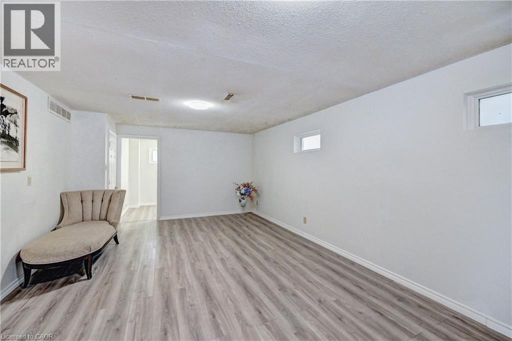 92 PINEMEADOW Crescent thumbnail 44