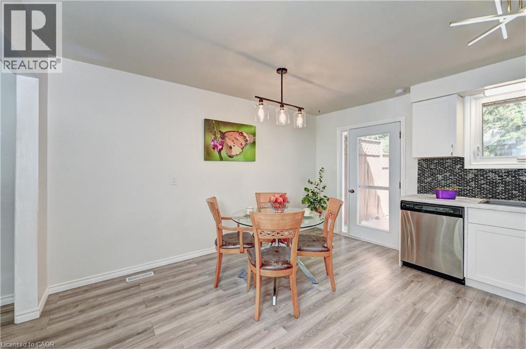 92 PINEMEADOW Crescent thumbnail 7