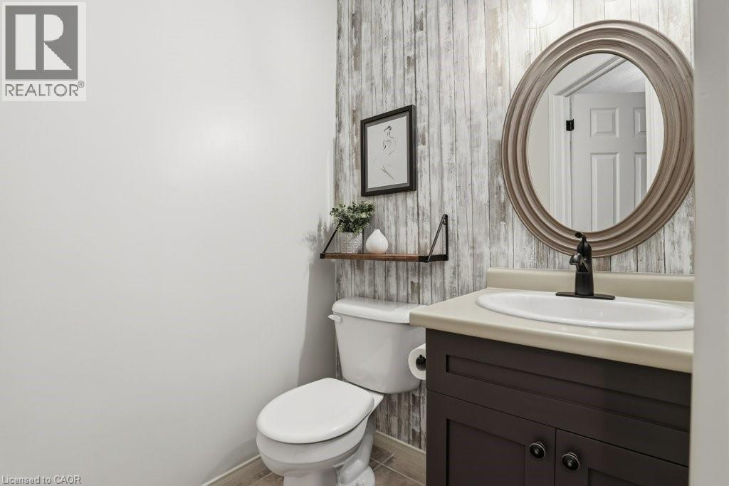 42 FALLOWFIELD Drive Unit# 15 thumbnail 4