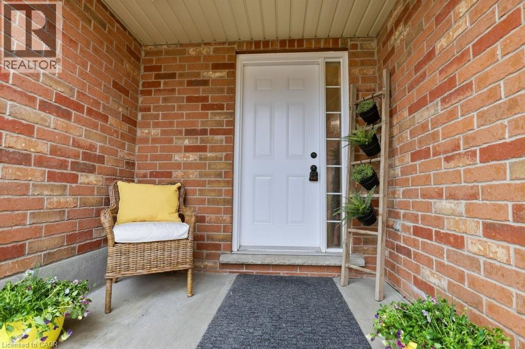 42 FALLOWFIELD Drive Unit# 15 thumbnail 2