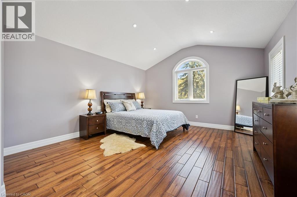 57 MARGARET Avenue S thumbnail 13