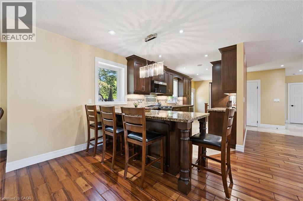 57 MARGARET Avenue S thumbnail 8