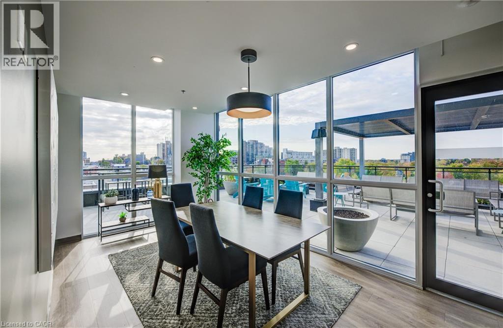 60 CHARLES Street W Unit# 1805 thumbnail 24