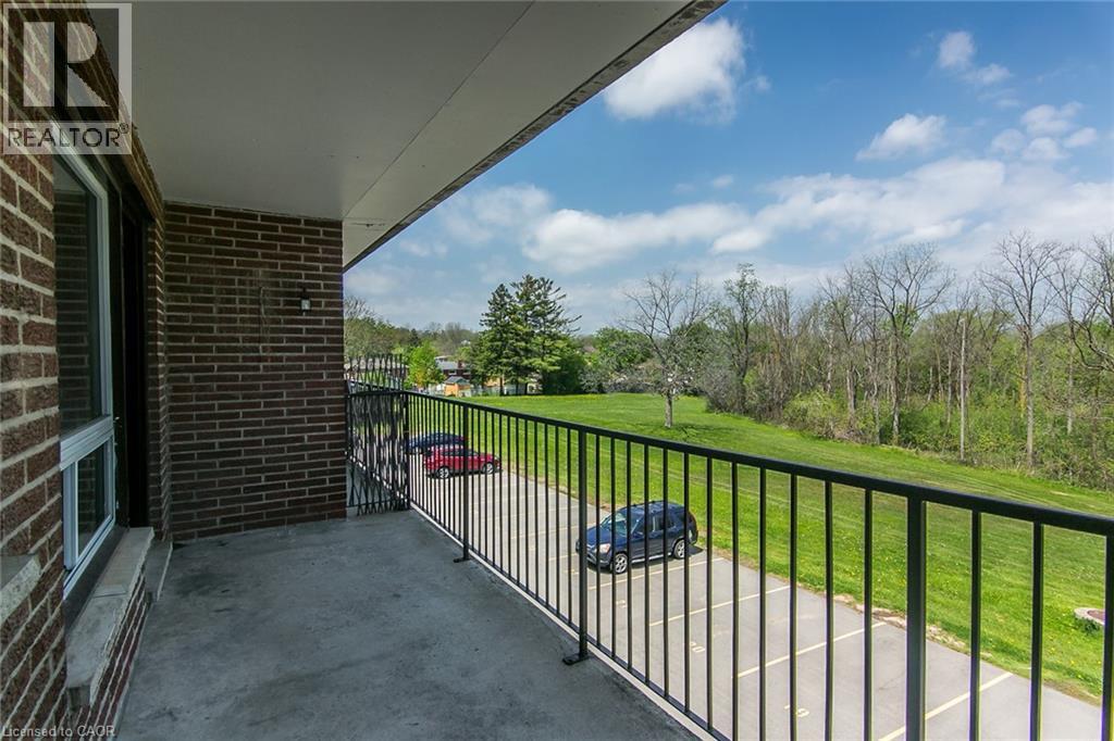 30 AVALON Place Unit# 203 thumbnail 39