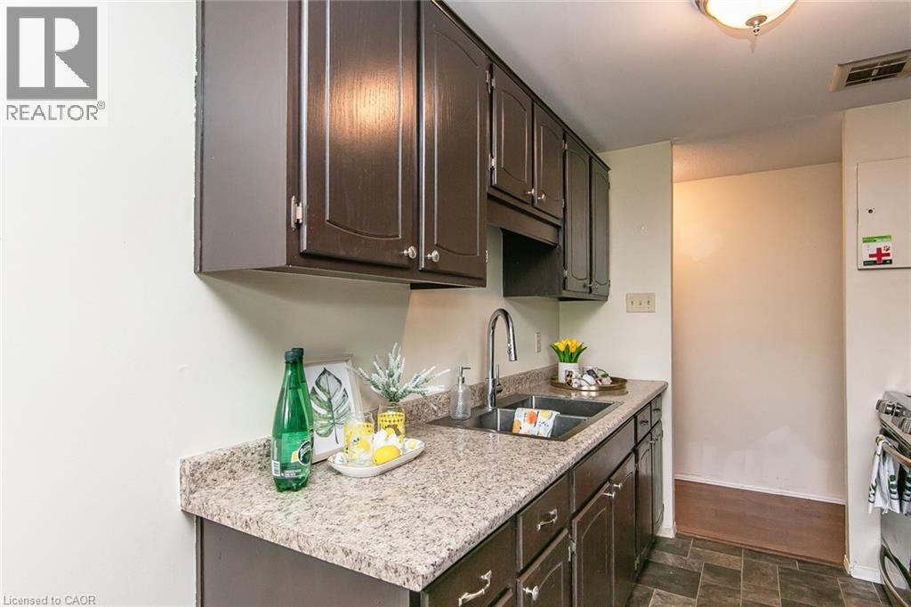 30 AVALON Place Unit# 203 thumbnail 19