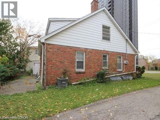 342 KING Street N thumbnail 5
