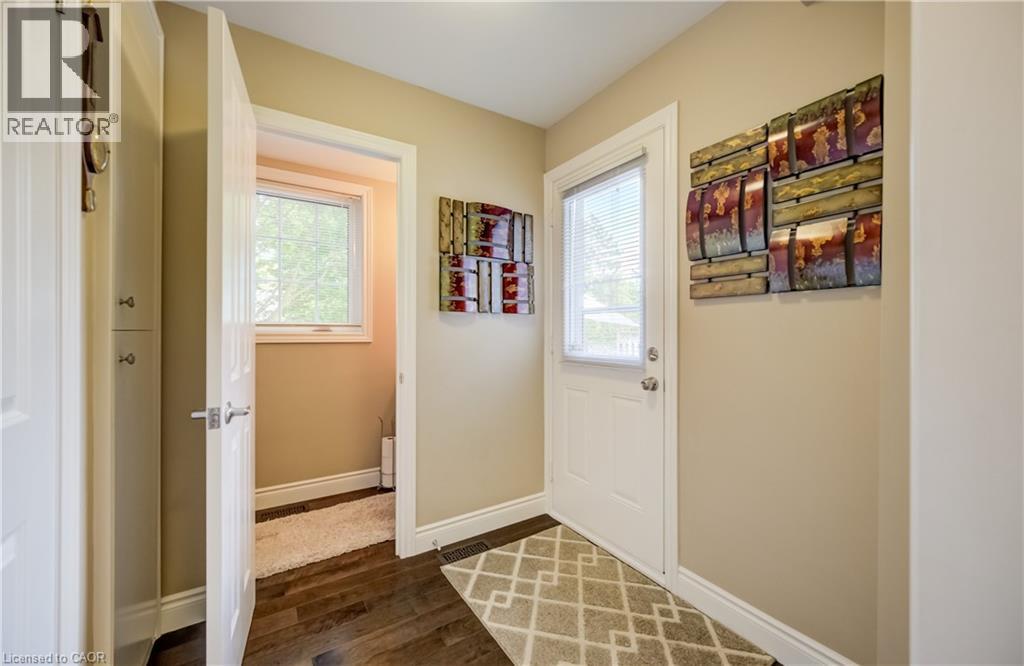 60 HUNTLEY Crescent thumbnail 19