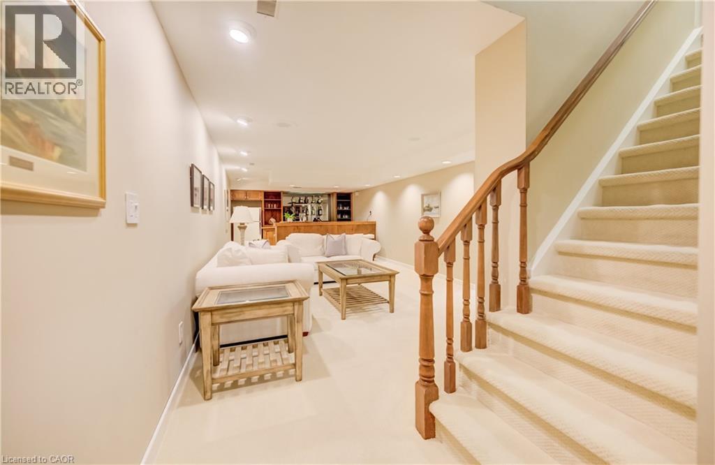 60 HUNTLEY Crescent thumbnail 32