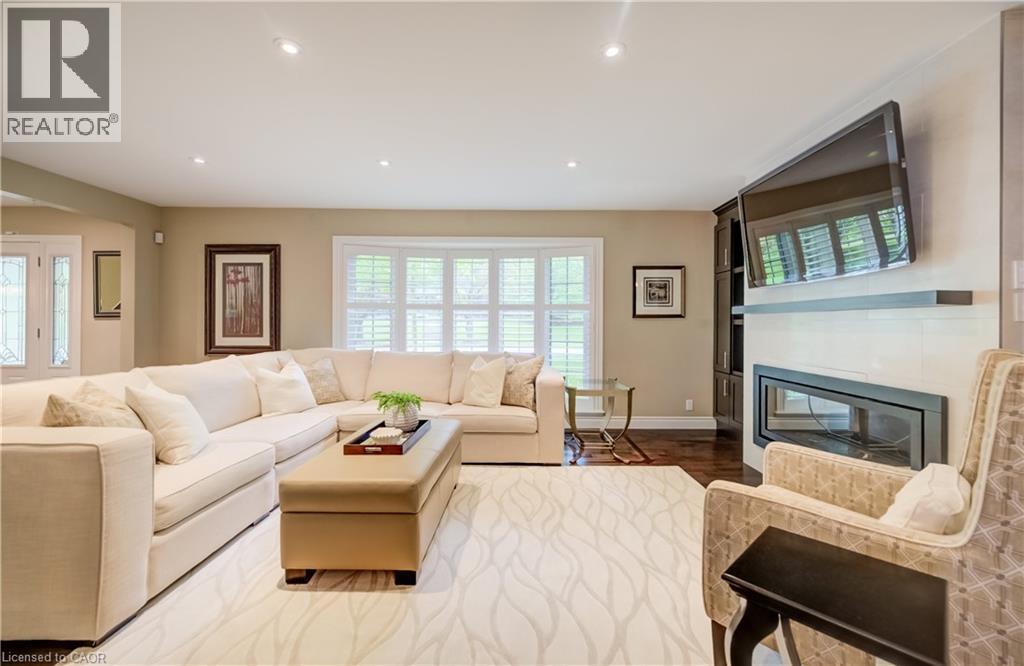60 HUNTLEY Crescent thumbnail 8