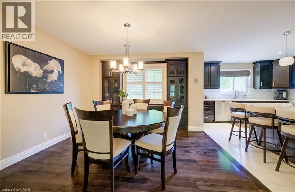 60 HUNTLEY Crescent thumbnail 9