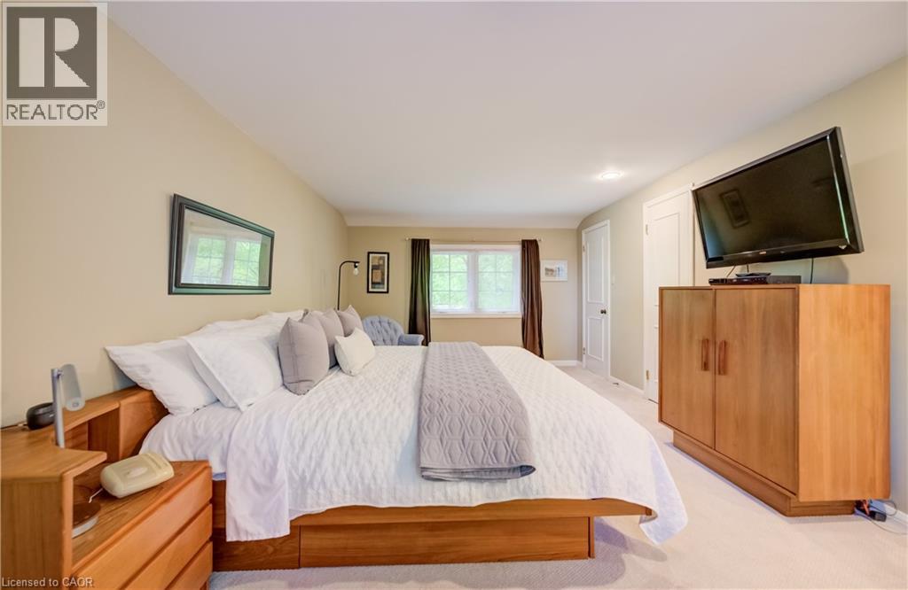 60 HUNTLEY Crescent thumbnail 22