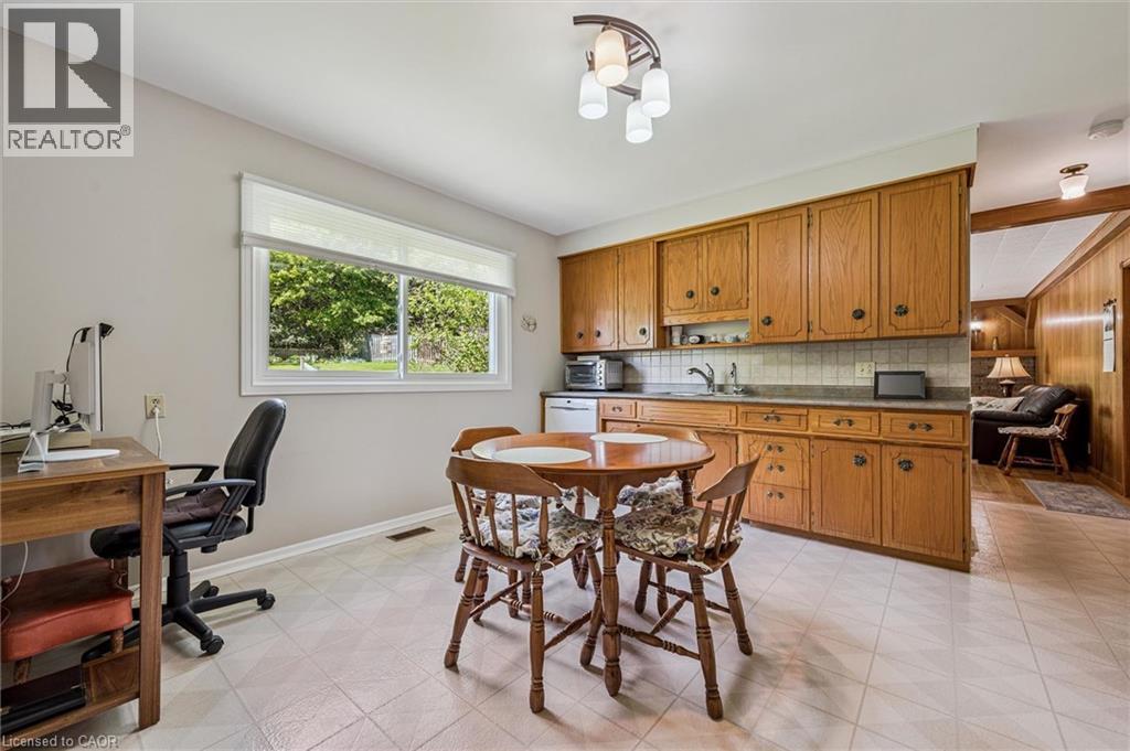15 CLOVERDALE Crescent thumbnail 11