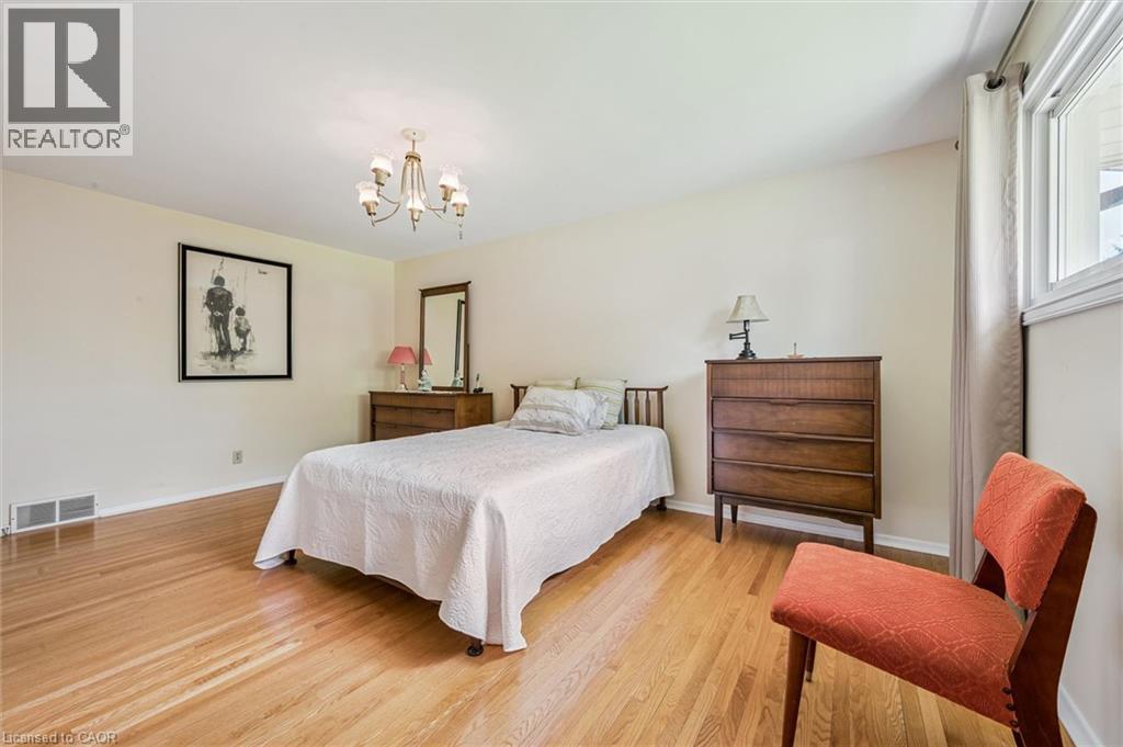 15 CLOVERDALE Crescent thumbnail 26