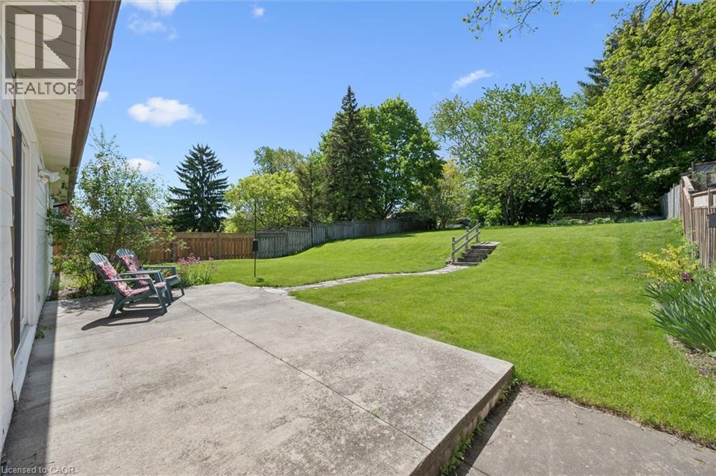 15 CLOVERDALE Crescent thumbnail 34