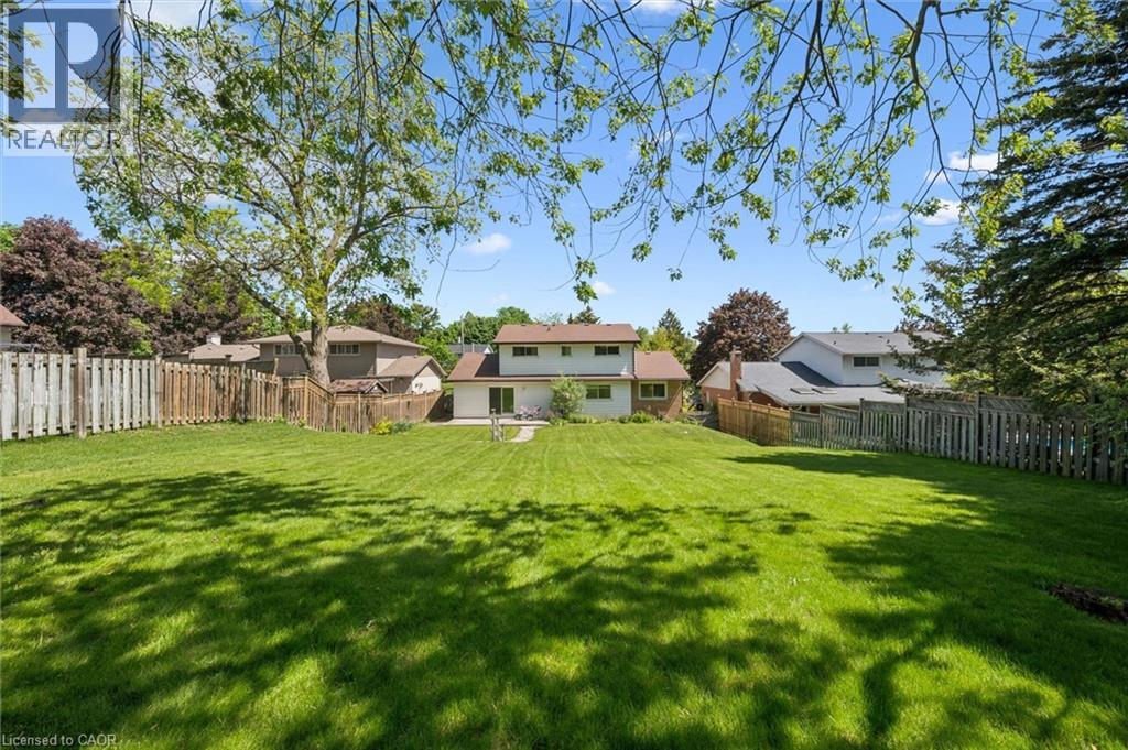 15 CLOVERDALE Crescent thumbnail 38