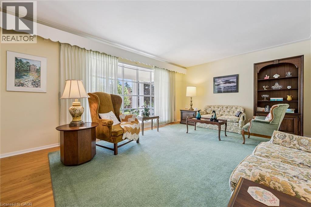 15 CLOVERDALE Crescent thumbnail 6