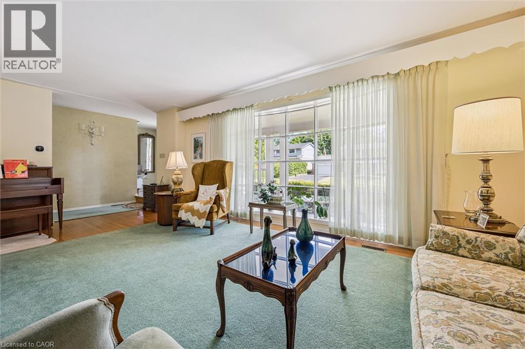 15 CLOVERDALE Crescent thumbnail 7