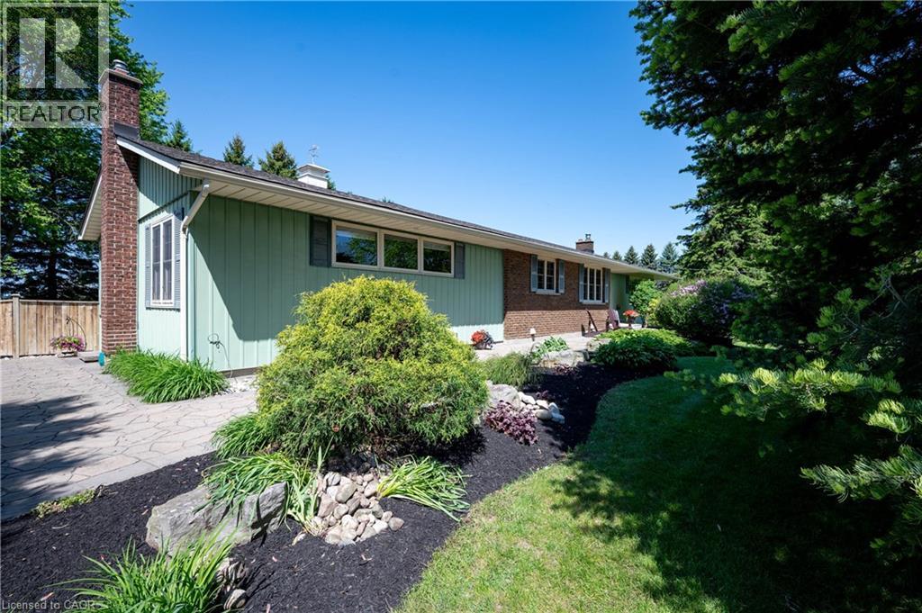 1068 CAMERON Road thumbnail 5