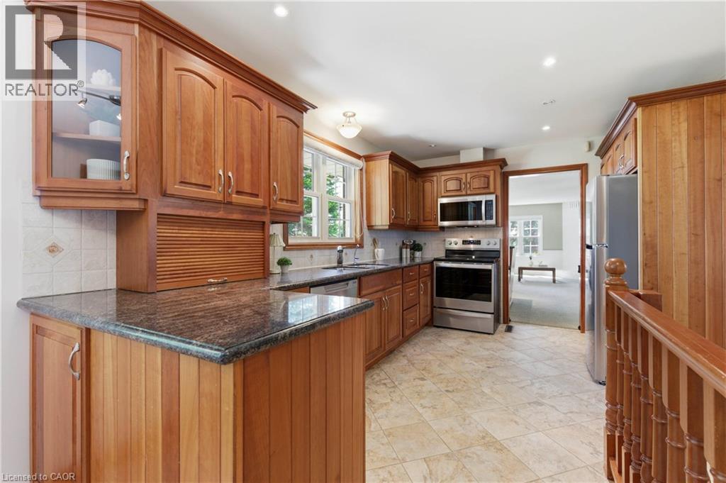 1068 CAMERON Road thumbnail 8