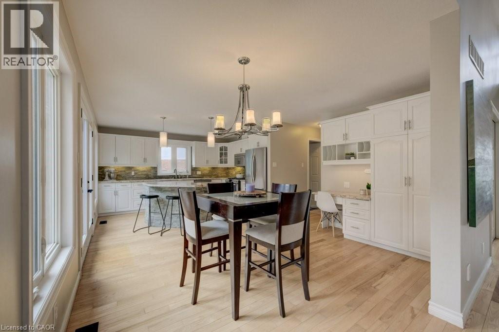 207 WOODRIDGE Drive thumbnail 10
