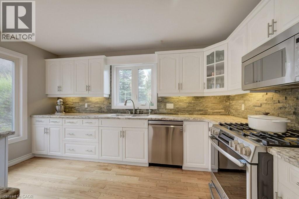 207 WOODRIDGE Drive thumbnail 12