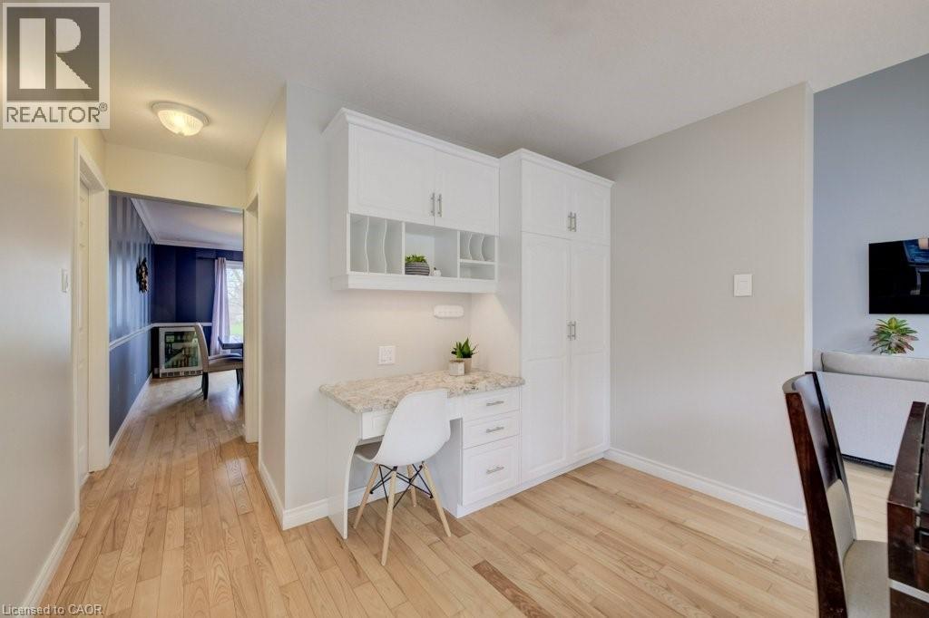 207 WOODRIDGE Drive thumbnail 15