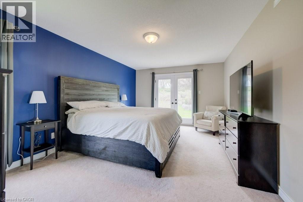 207 WOODRIDGE Drive thumbnail 16