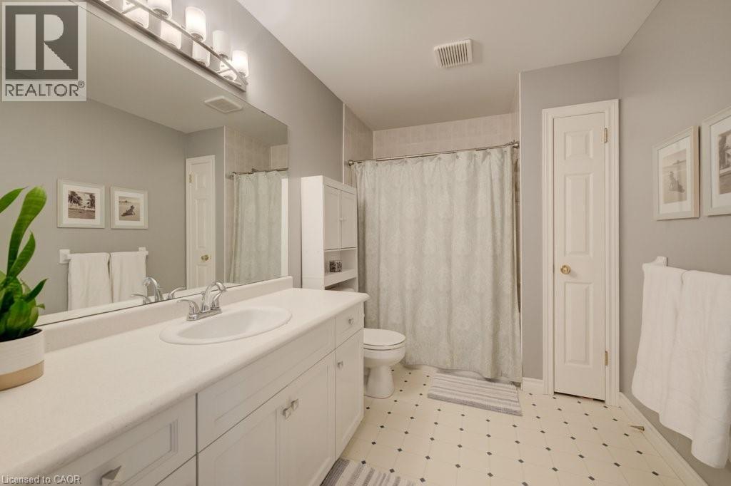 207 WOODRIDGE Drive thumbnail 23