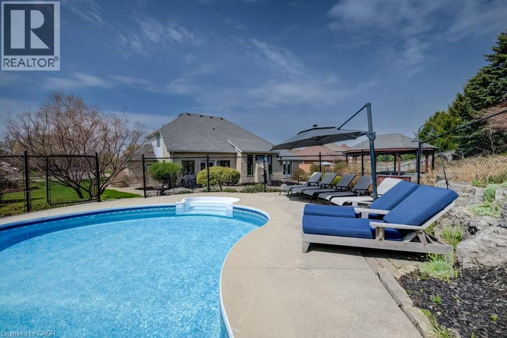 207 WOODRIDGE Drive thumbnail 35