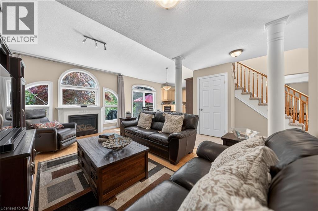 211 MCNICHOL Drive thumbnail 16