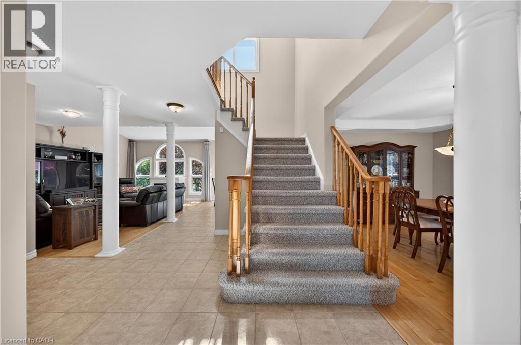 211 MCNICHOL Drive thumbnail 31