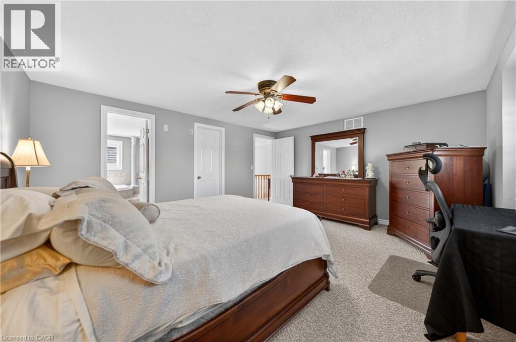 211 MCNICHOL Drive thumbnail 35