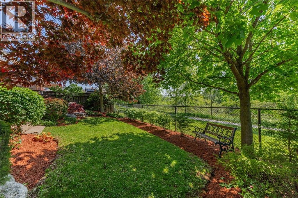 211 MCNICHOL Drive thumbnail 47