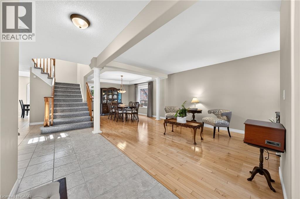 211 MCNICHOL Drive thumbnail 9
