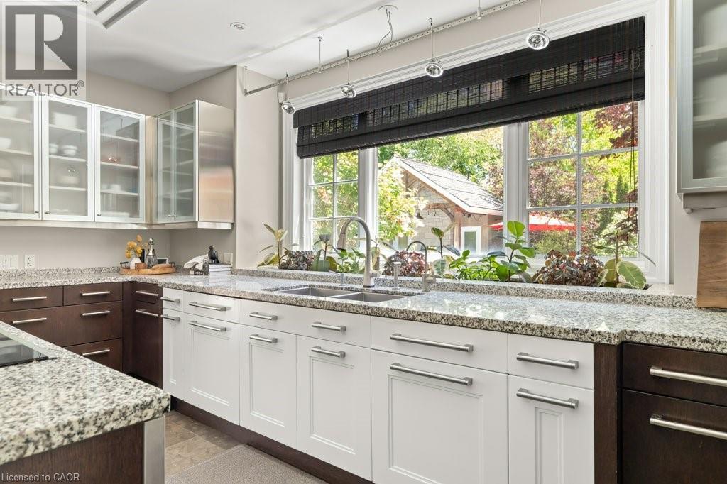 261 UNION Boulevard thumbnail 8